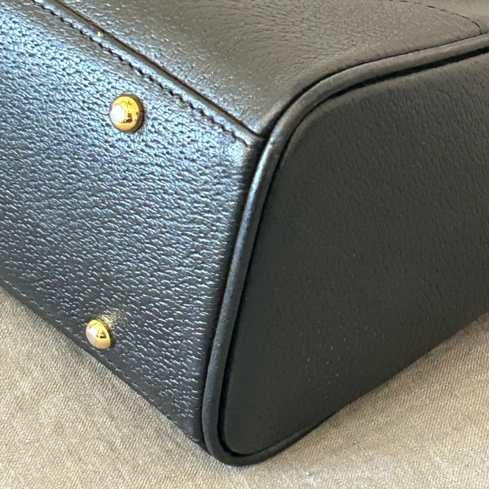 MCM Pebbled Leather Classic Satchel/Shoulder Bag w/COA - Picture 10 of 17